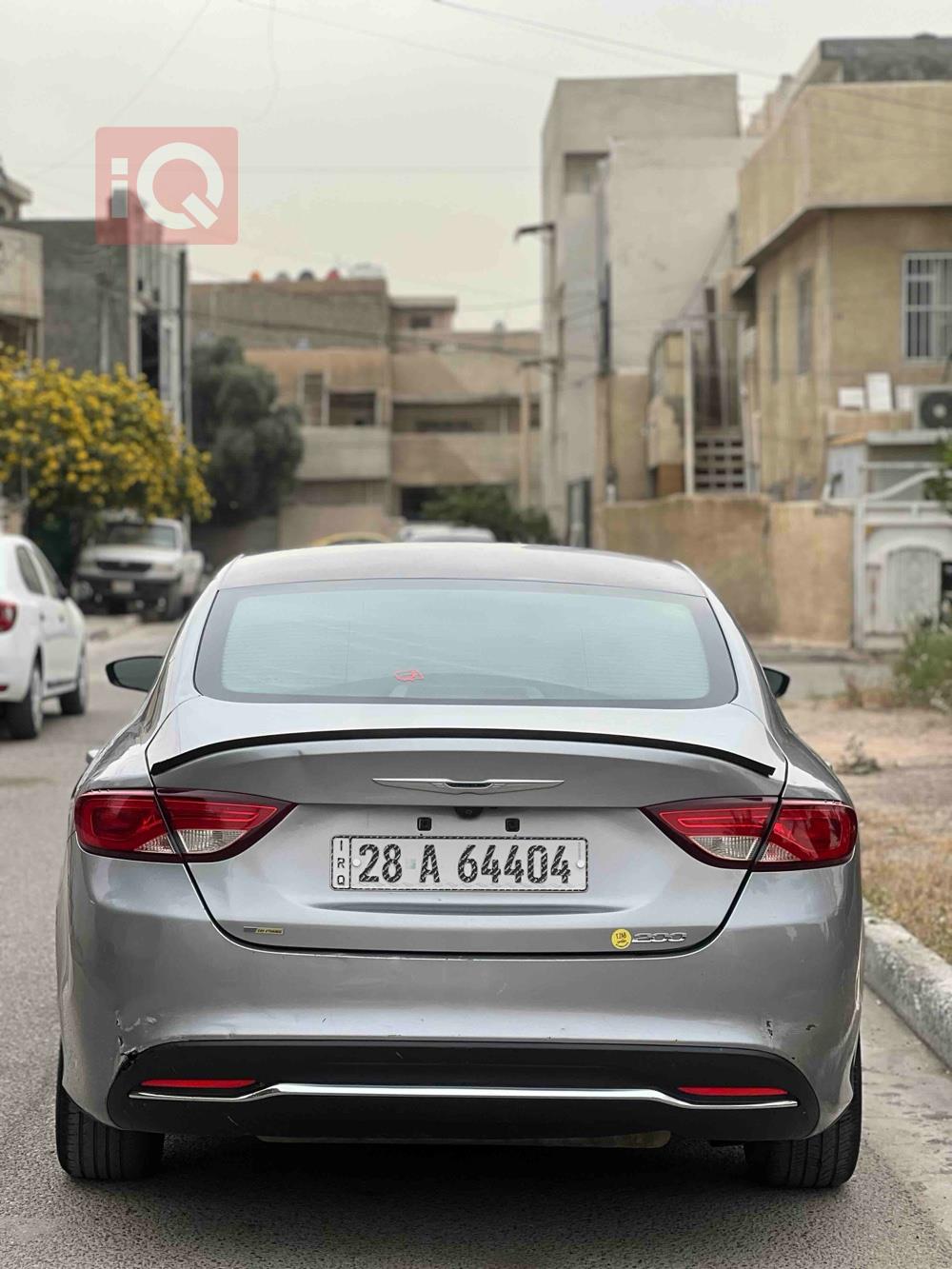 Chrysler 200